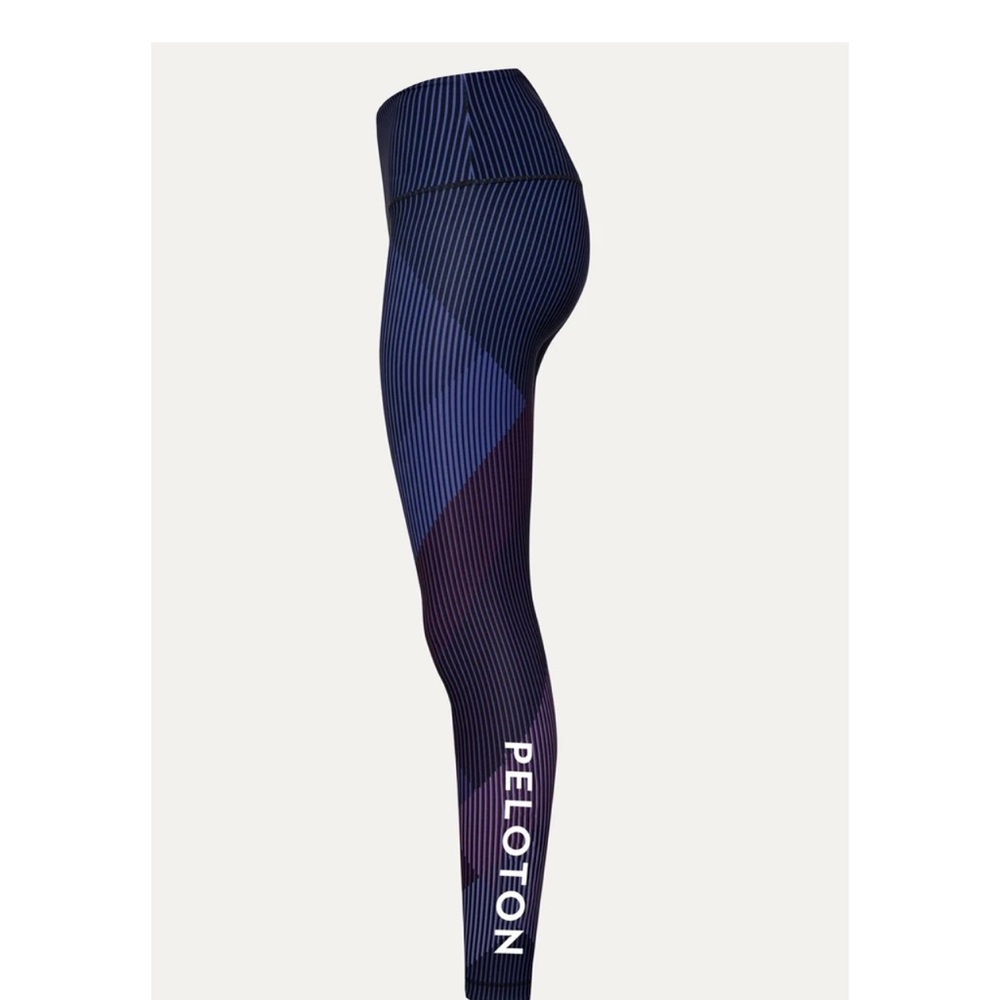 Peloton Array of Color reversible HW Leggings